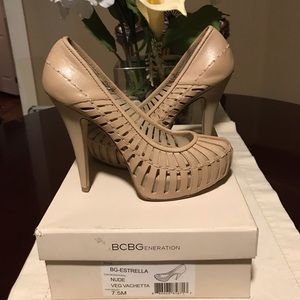 Beautiful pair of Nude BCBG Heels